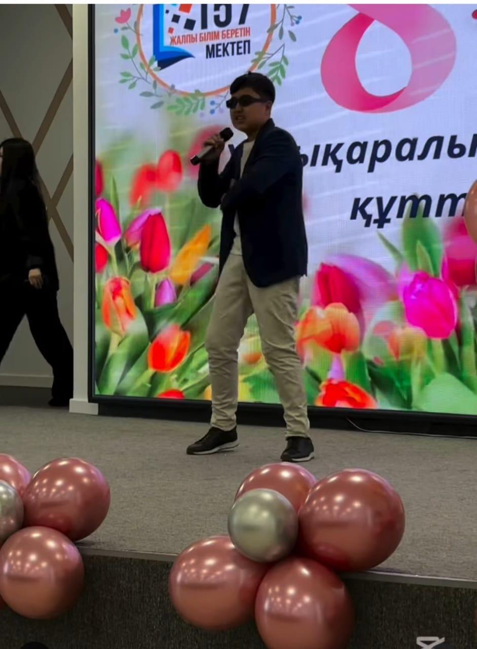 Құрметті ата-аналар!  Сіздерді 8 Наурыз – Халықаралық әйелдер күнімен шын жүректен құттықтаймын!